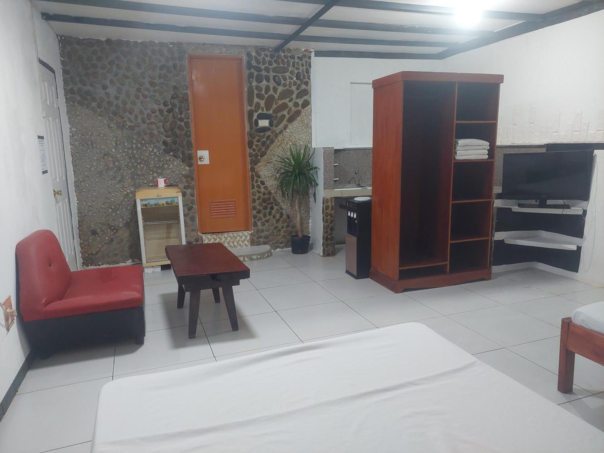 Larmar Bed And Breakfast Puerto Princesa Exterior foto