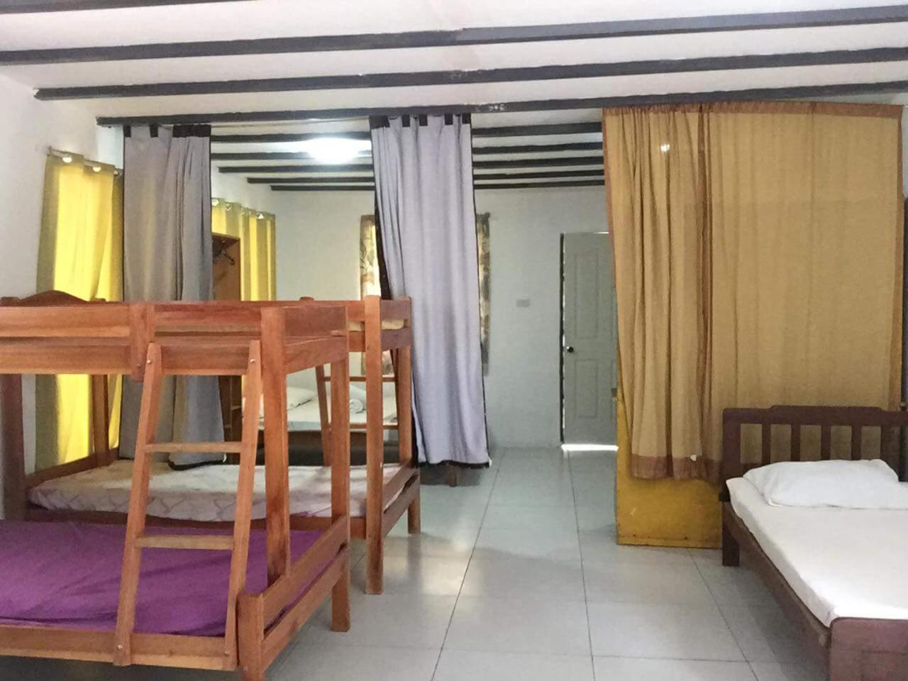 Larmar Bed And Breakfast Puerto Princesa Exterior foto